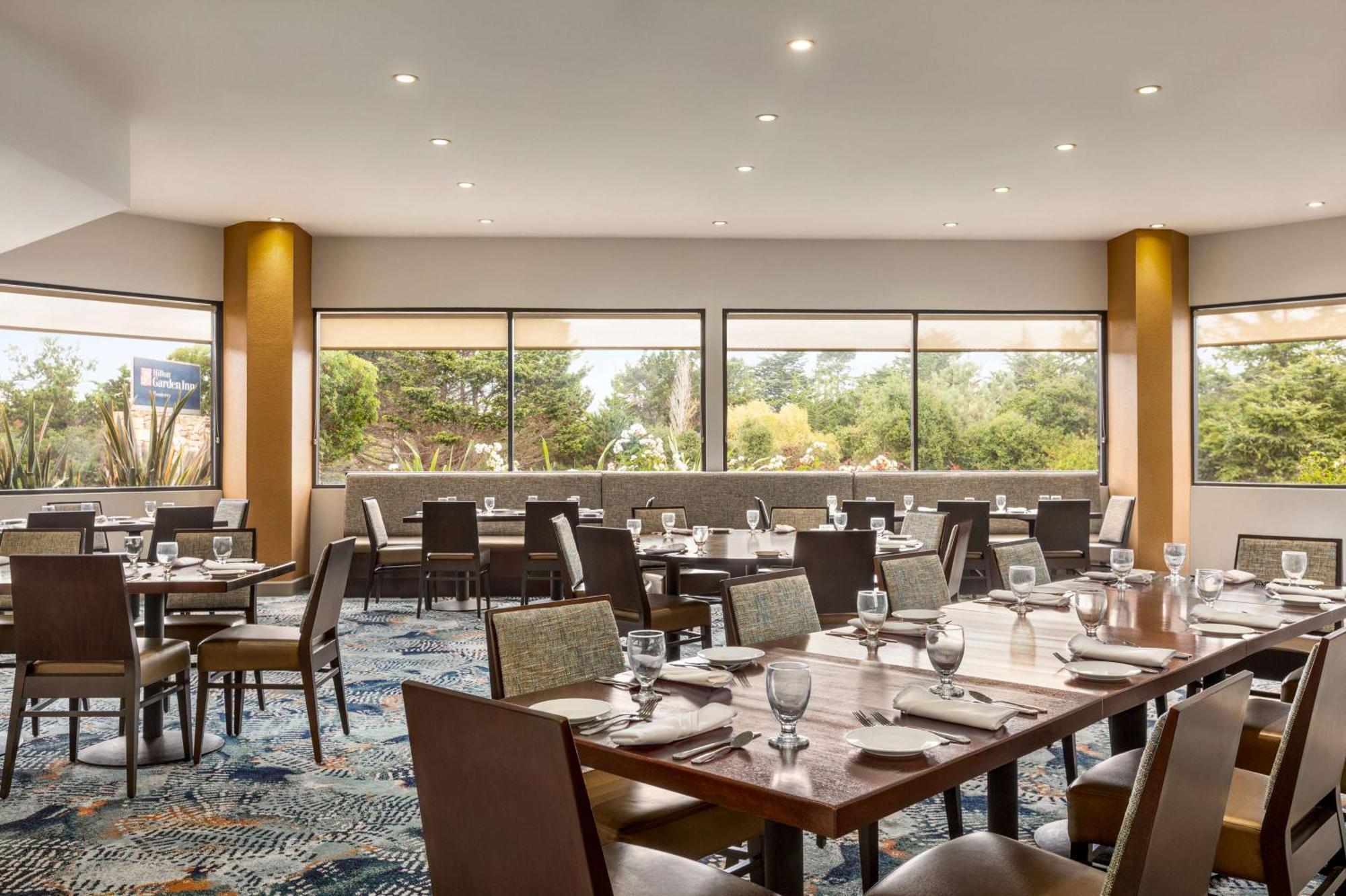 Hilton Garden Inn Monterey Esterno foto