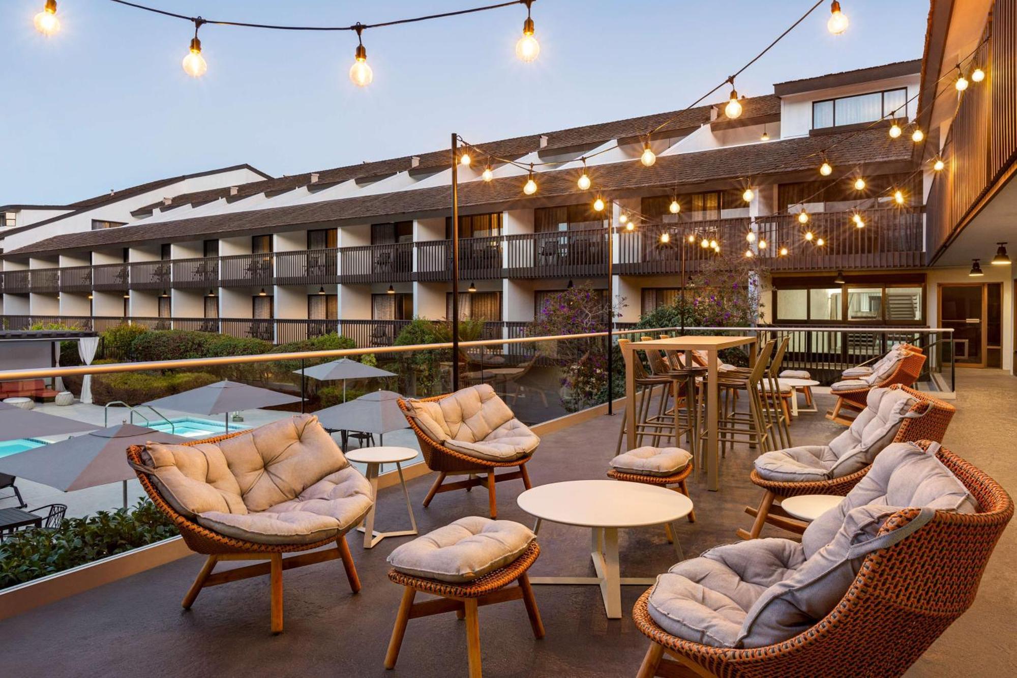 Hilton Garden Inn Monterey Esterno foto