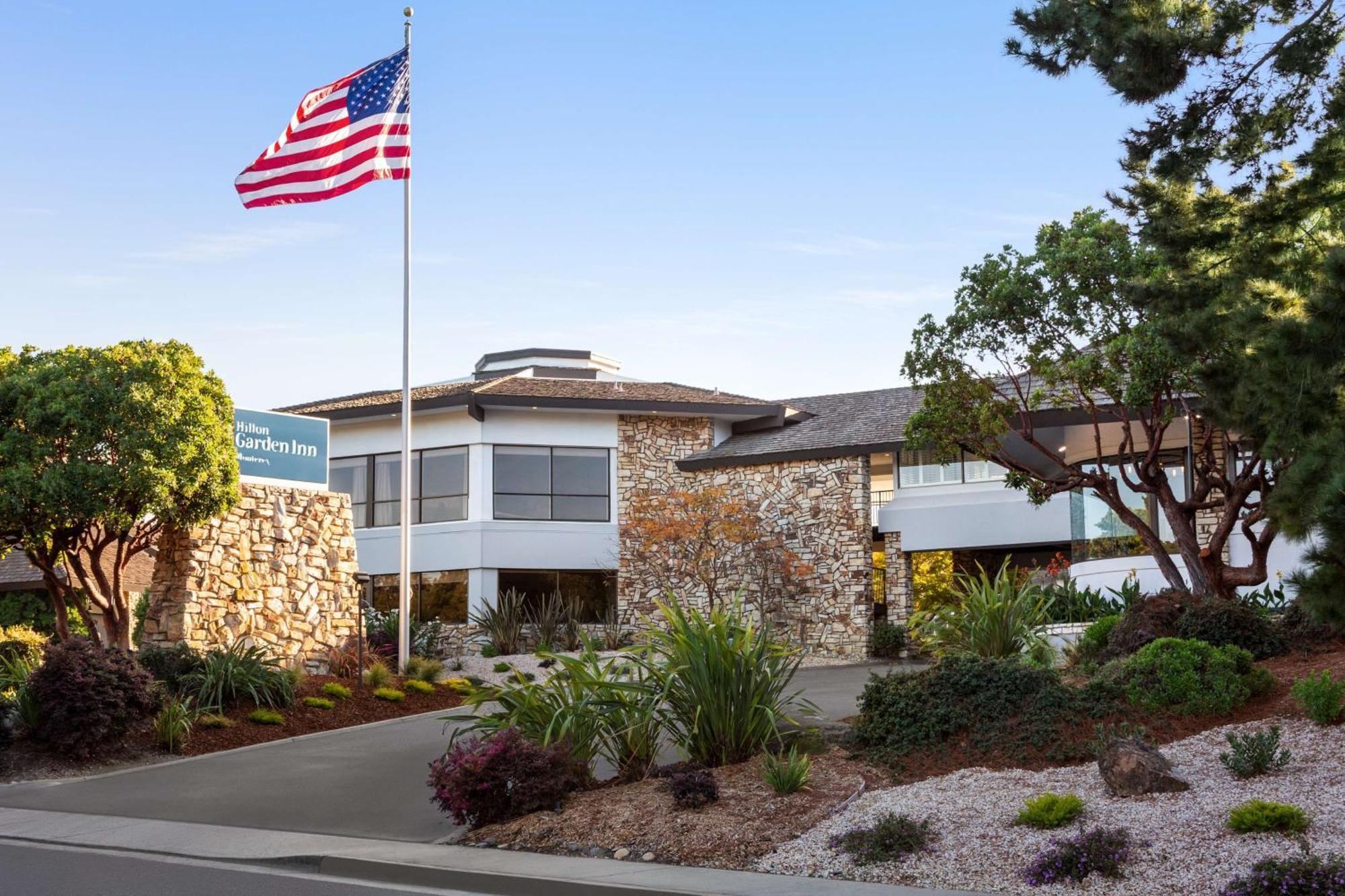 Hilton Garden Inn Monterey Esterno foto